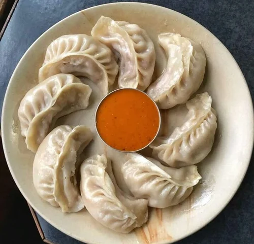 CHICKEN MOMO 